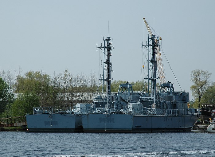 P 6114 - S 64 - Bussard und P 6111 - S 61 - Albatros