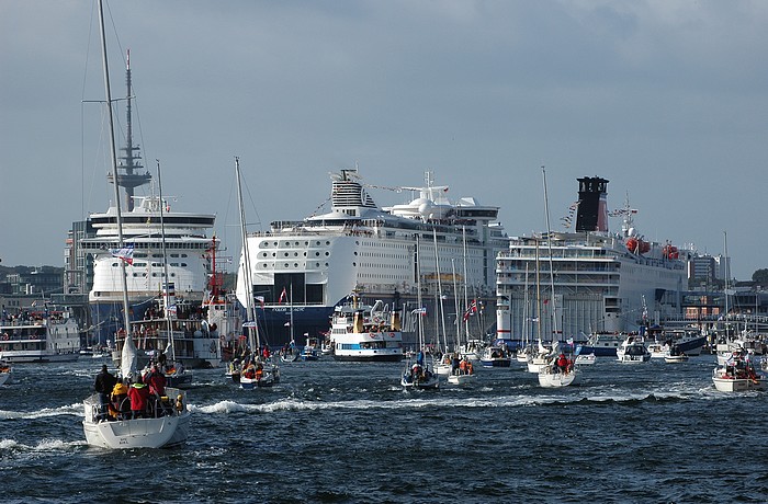 Color Fantasy, Color Magic u. Stena Germanica